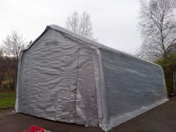 Gavelpresenning med dörr dragkedja Scandi 4,8 x 12m 305 g/m²