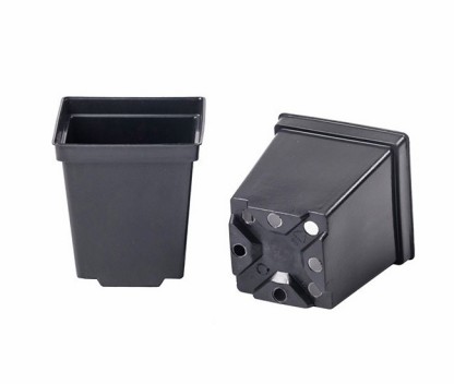 Blomkrukor fyrkant 9x9,6 cm, 0,5L, låg pall 40040 st/pall
